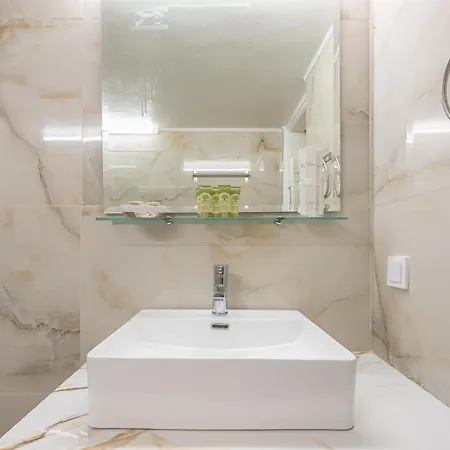 Modern 200m From Acropolis 100mbps Netflix Apartment Athens